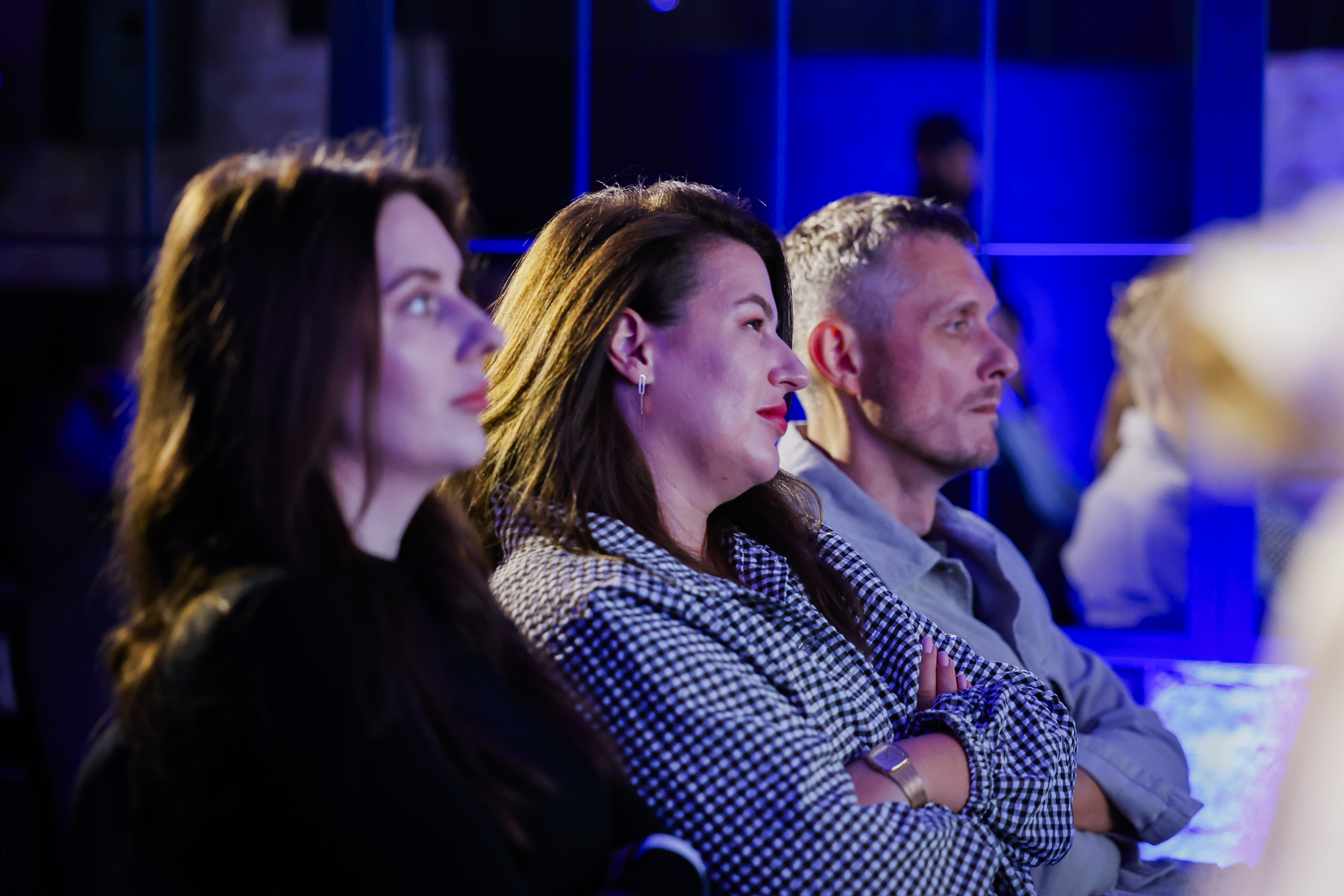 Attendees listening to speaker sessions at the Affiliate Grand Slam Warsaw Meetup.